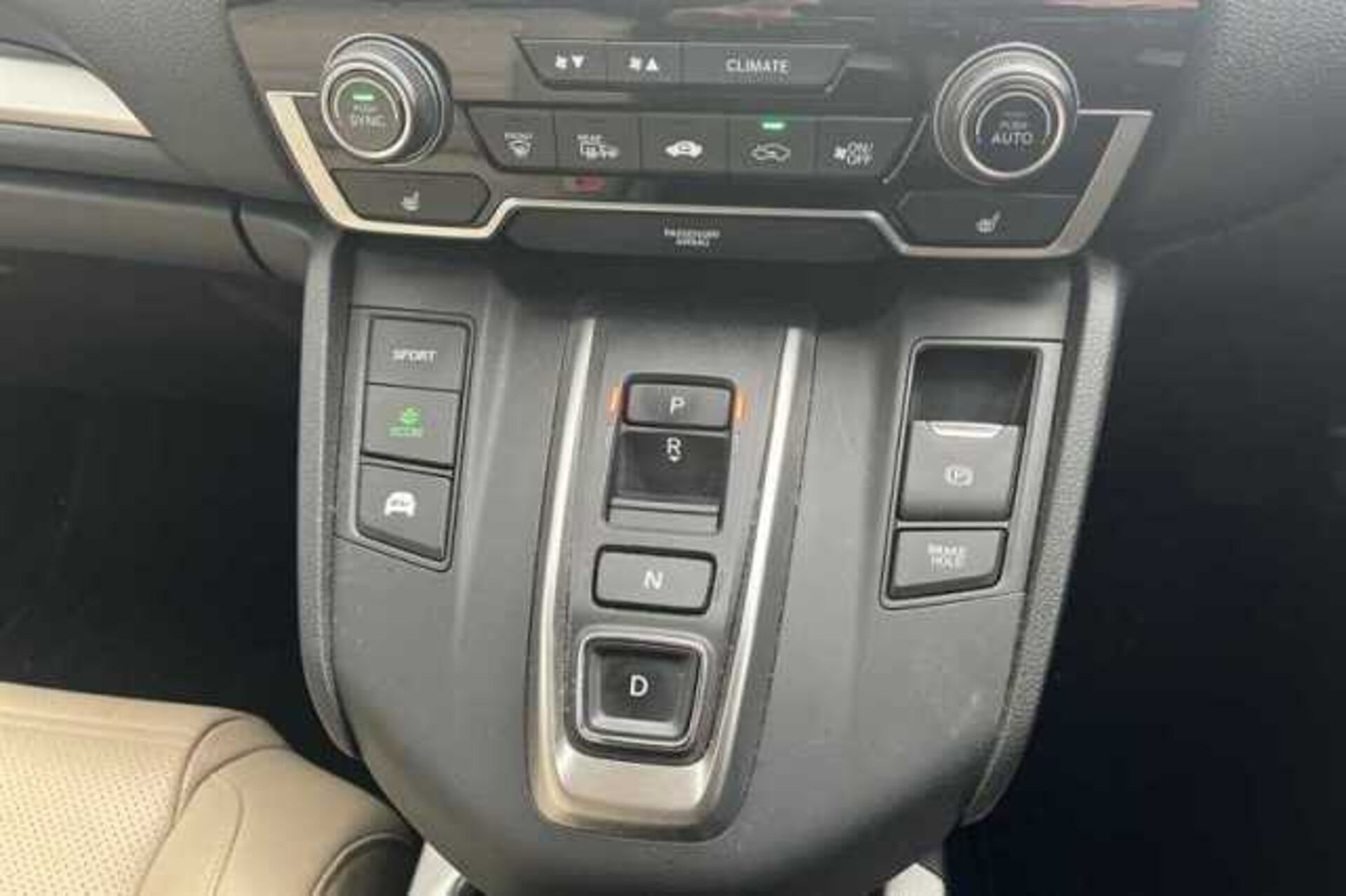 Honda CR-V Hybrid 2.0 I-MMD HYBRID SR 5DR ECVT 