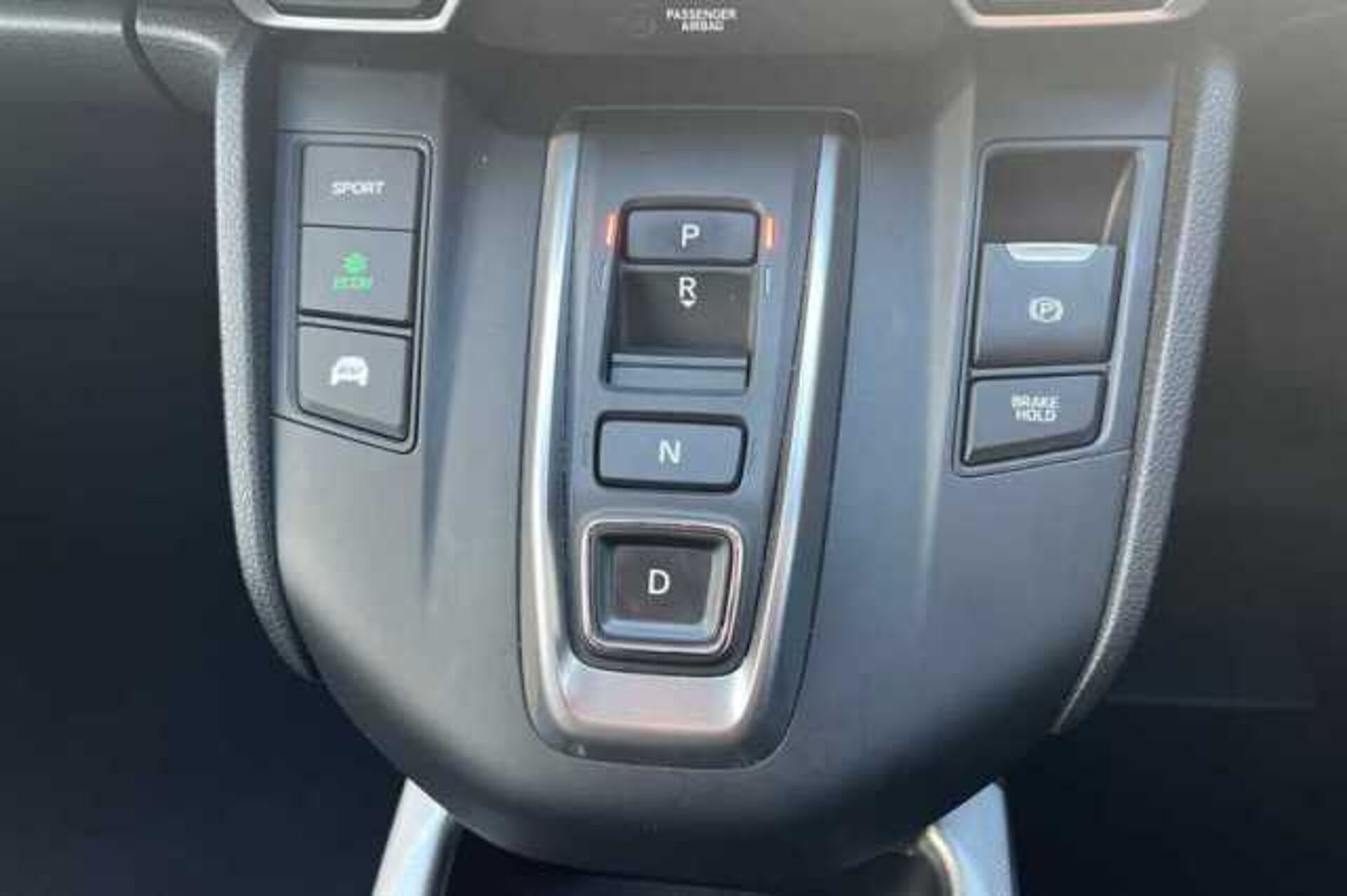 Honda CR-V Hybrid 2.0 I-MMD HYBRID SR 2WD 5DR ECVT 