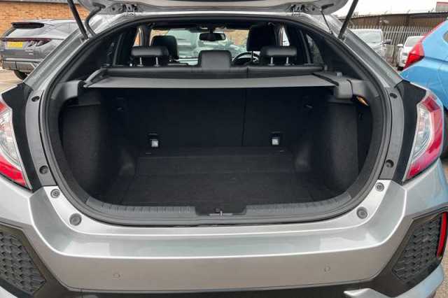 Honda Civic 1.5 VTEC Turbo Prestige 5dr CVT 
