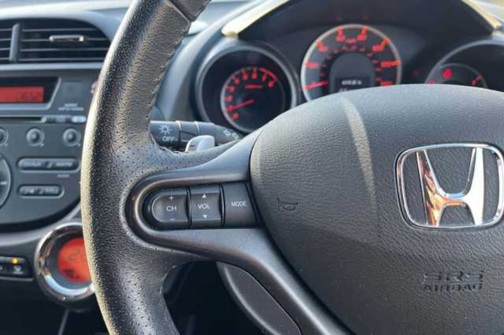 Honda Jazz 1.4 i-VTEC ES Plus Hatchback 5dr Petrol CVT Euro 5 (99 ps) 