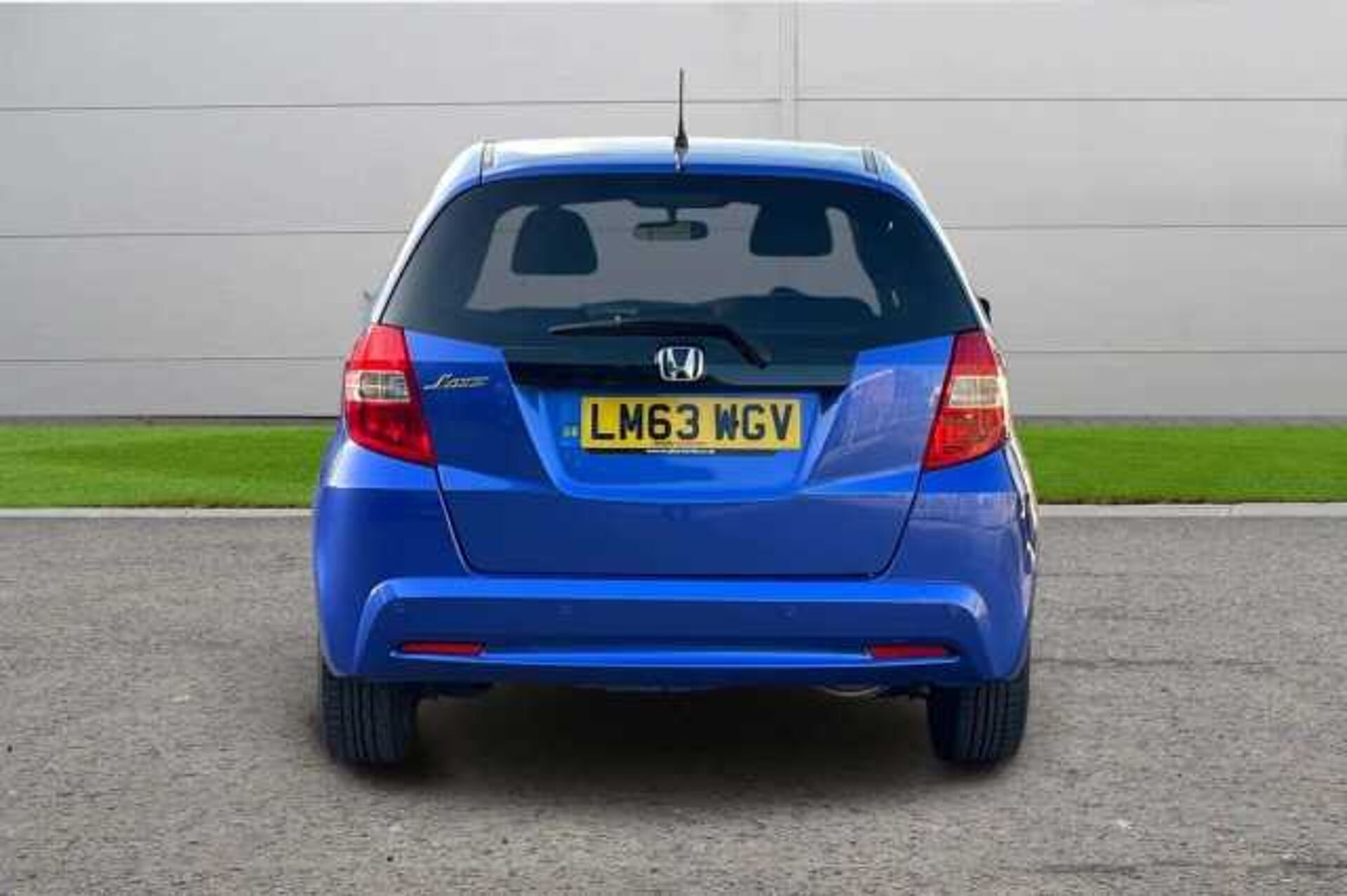 Honda Jazz 1.4 i-VTEC ES Plus Hatchback 5dr Petrol CVT Euro 5 (99 ps) 