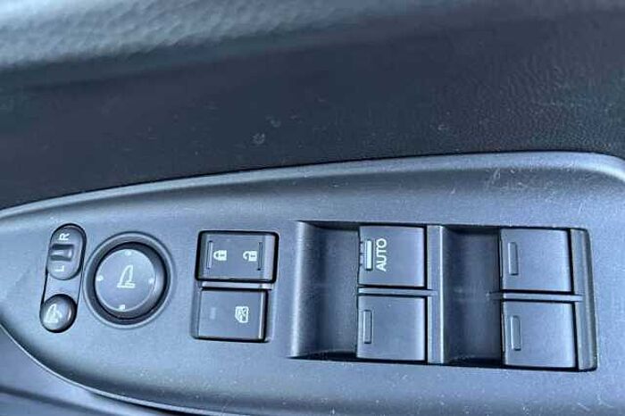 Honda Jazz 1.3 I-VTEC SE NAVI 5DR CVT 
