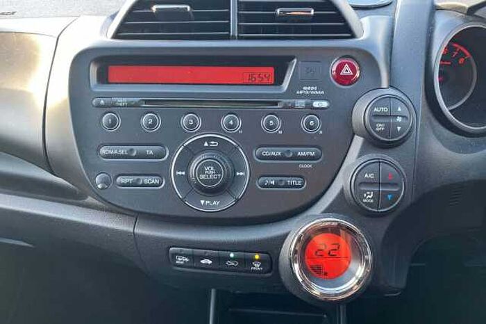 Honda Jazz 1.4 i-VTEC ES Plus Hatchback 5dr Petrol CVT Euro 5 (99 ps) 