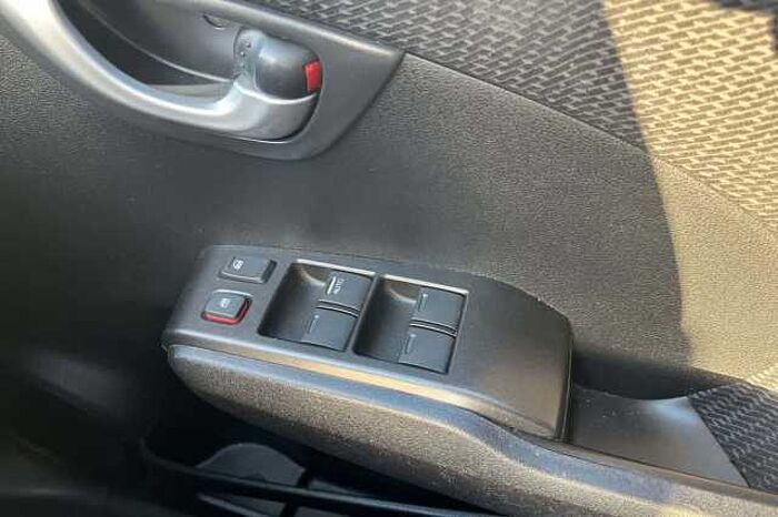 Honda Jazz 1.4 i-VTEC ES Plus Hatchback 5dr Petrol CVT Euro 5 (99 ps) 