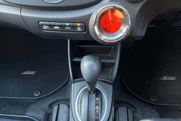 Honda Jazz 1.4 i-VTEC ES Plus Hatchback 5dr Petrol CVT Euro 5 (99 ps) 